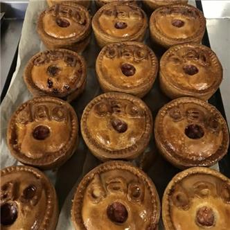 Fathers Day Special 1lb Pork Pie